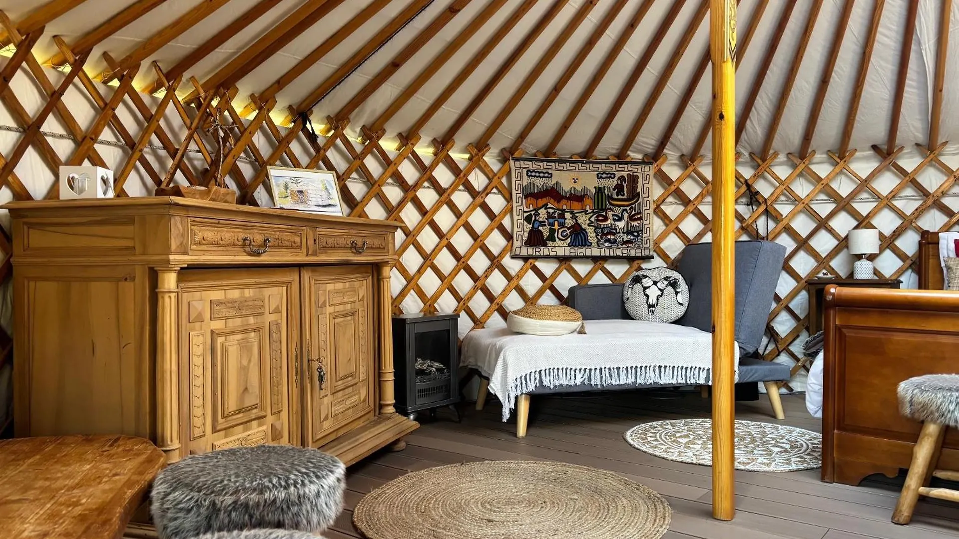 Luxury tent Yourte Mongole Champfromier